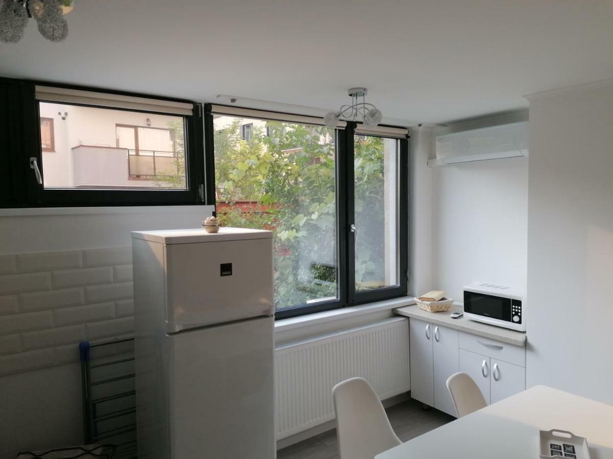 White Studio Daire Kaloşvar Dış mekan fotoğraf